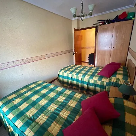 아파트 Apartamento Entero En A 5 Min De La Playa 로레도
